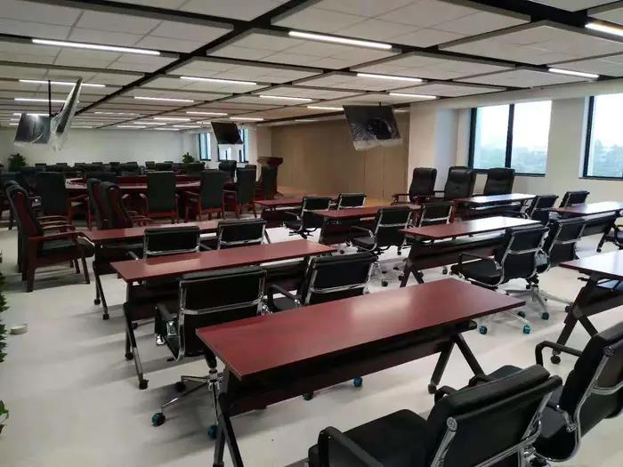 好的會議桌可以影響公司未來發(fā)展，該如何選購呢？